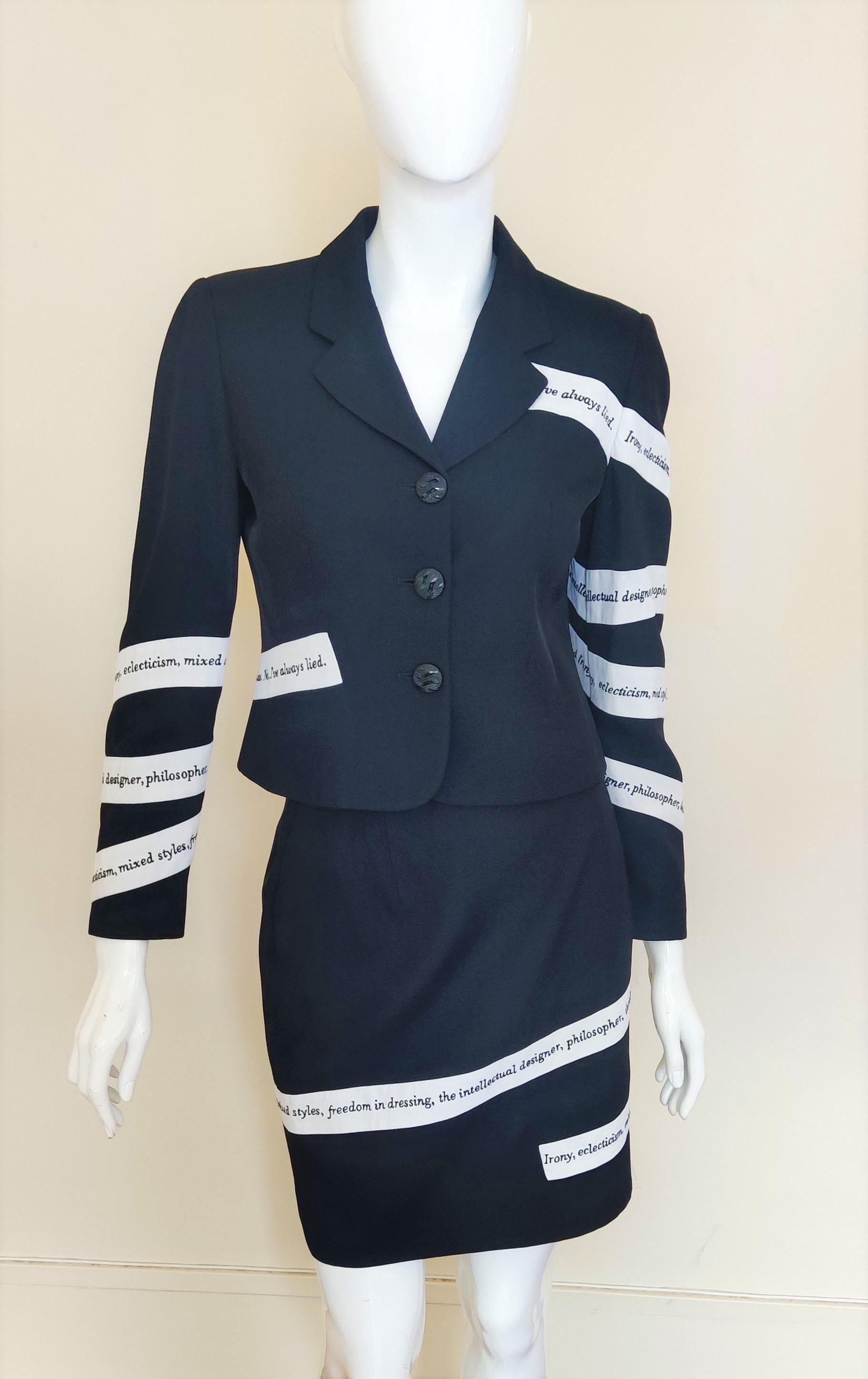 Noir Moschino Cheap and Chic Ironies Text Tape Vintage Couture Black White Dress Suit en vente