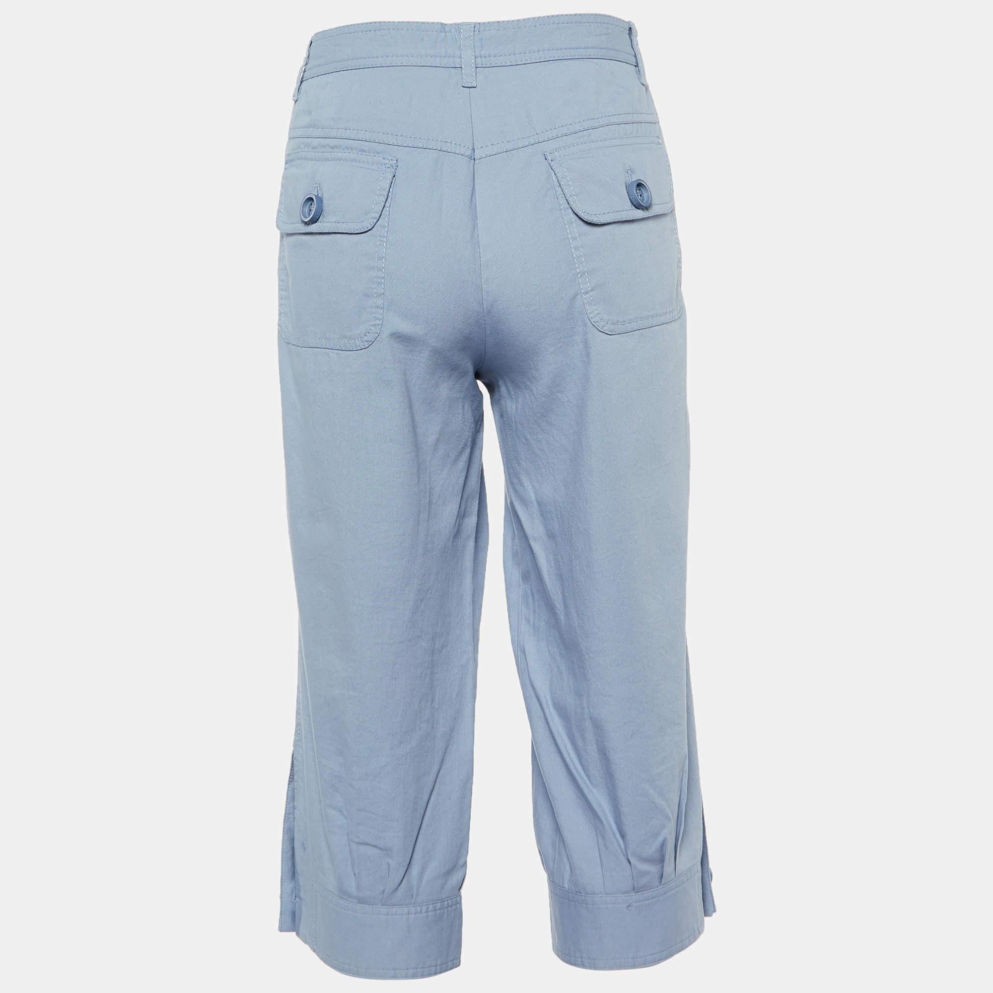 Un pantalon impeccablement taillé est un élément essentiel d'une garde-robe bien organisée. Ces pantalons de créateur sont finement cousus pour vous donner l'allure souhaitée et un confort tout au long de la journée.