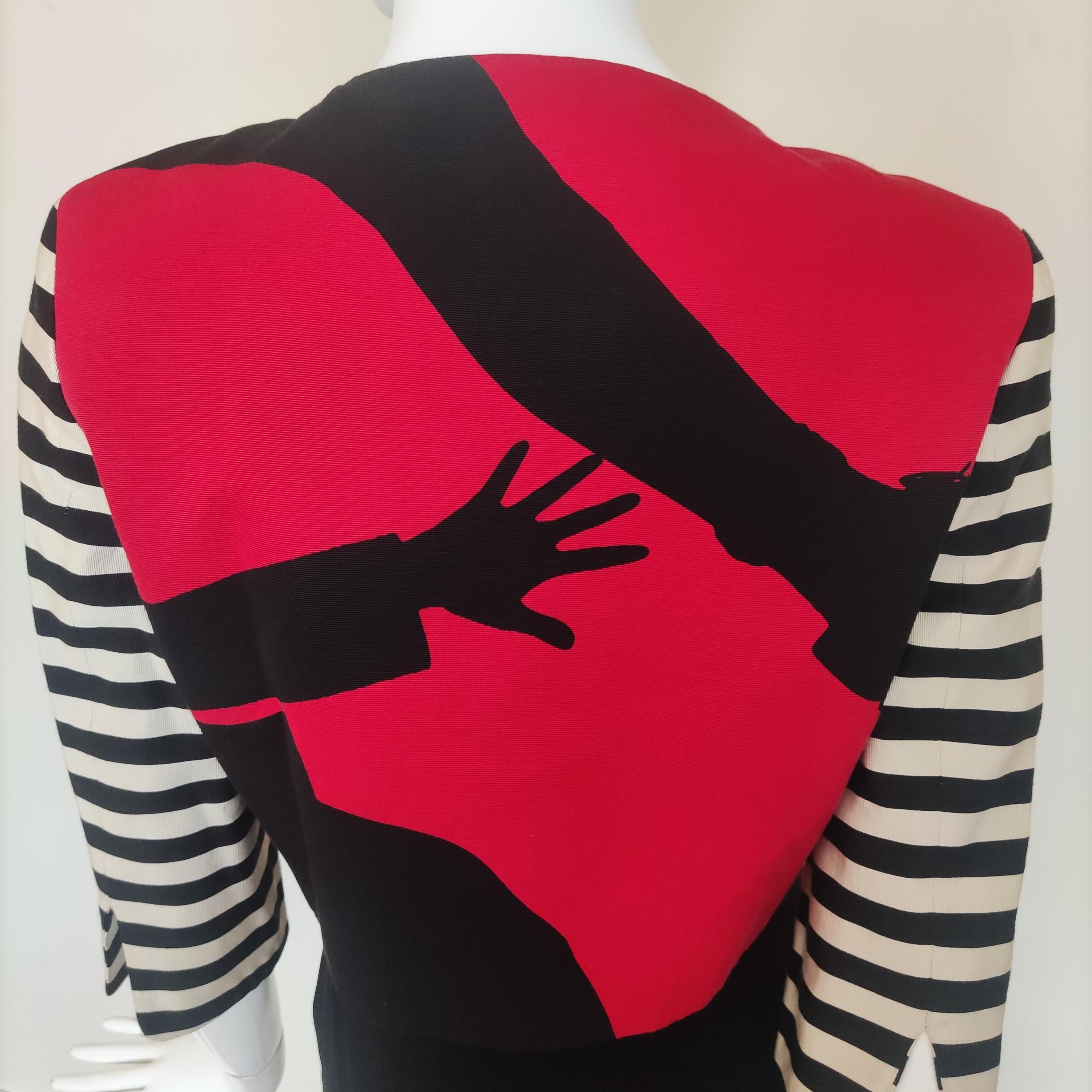 Moschino Cheap and Chic Olive Oyl Popeye Armlehnen Schatten Anzug im Zustand „Hervorragend“ im Angebot in PARIS, FR