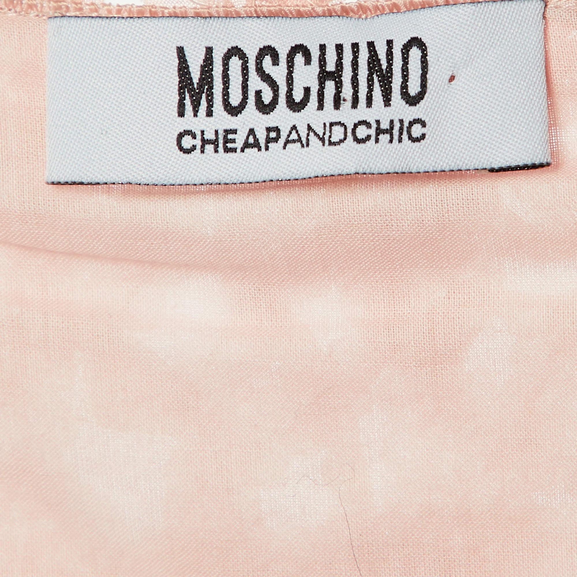 Moschino Cheap and Chic Vestido rosa con apliques florales M en Bueno estado para la venta en Dubai, Al Qouz 2