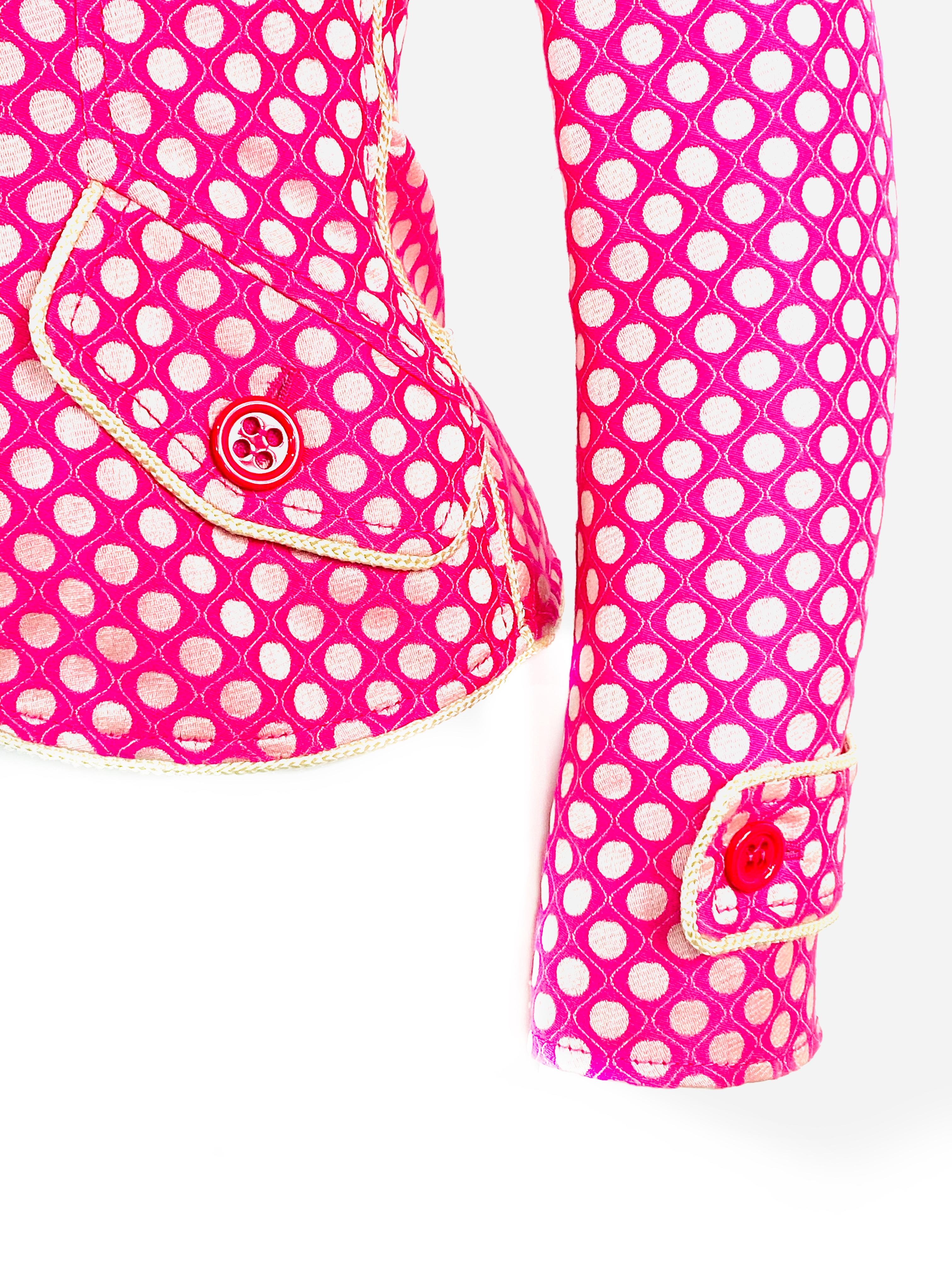 MOSCHINO Cheap and Chic Pink Polka Dot Blazer Jacket w/ Buttons Size 8

Product detail:
Size US 8
Hot pink color w/ polka dot print
Featuring 2 pockets on each side w/ buttons
Three buttons front closure
Featuring one button on the bottom of each