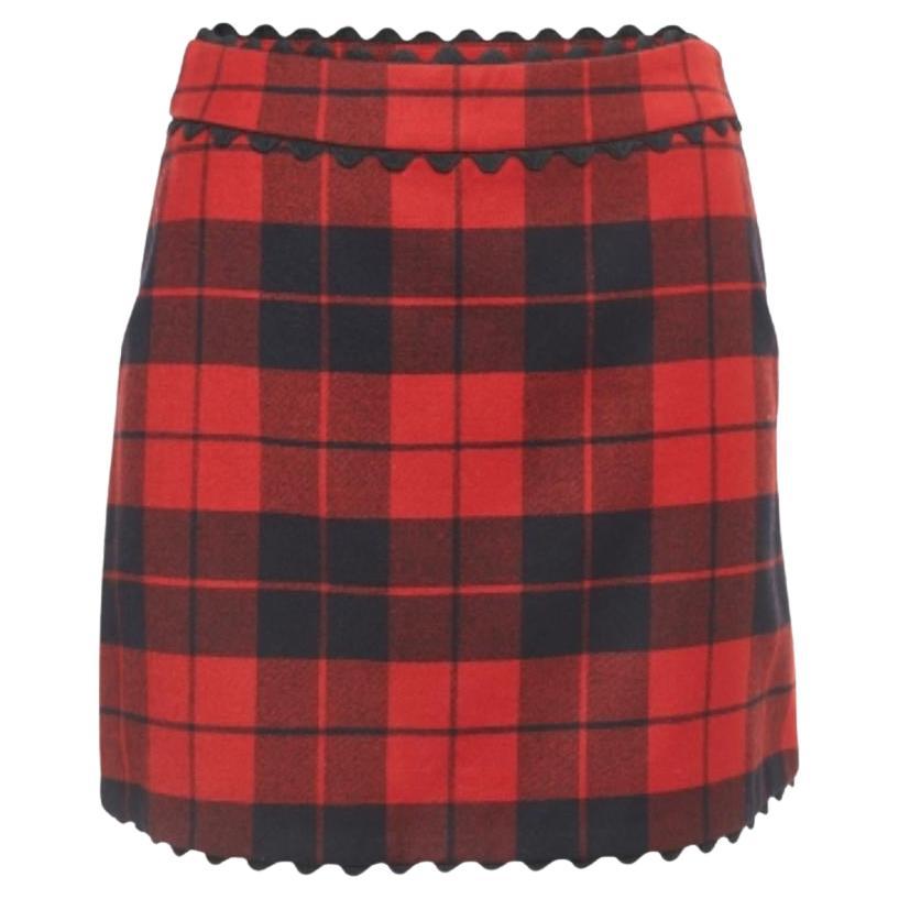 Moschino Cheap and Chic Minifalda de lana roja a cuadros S en venta