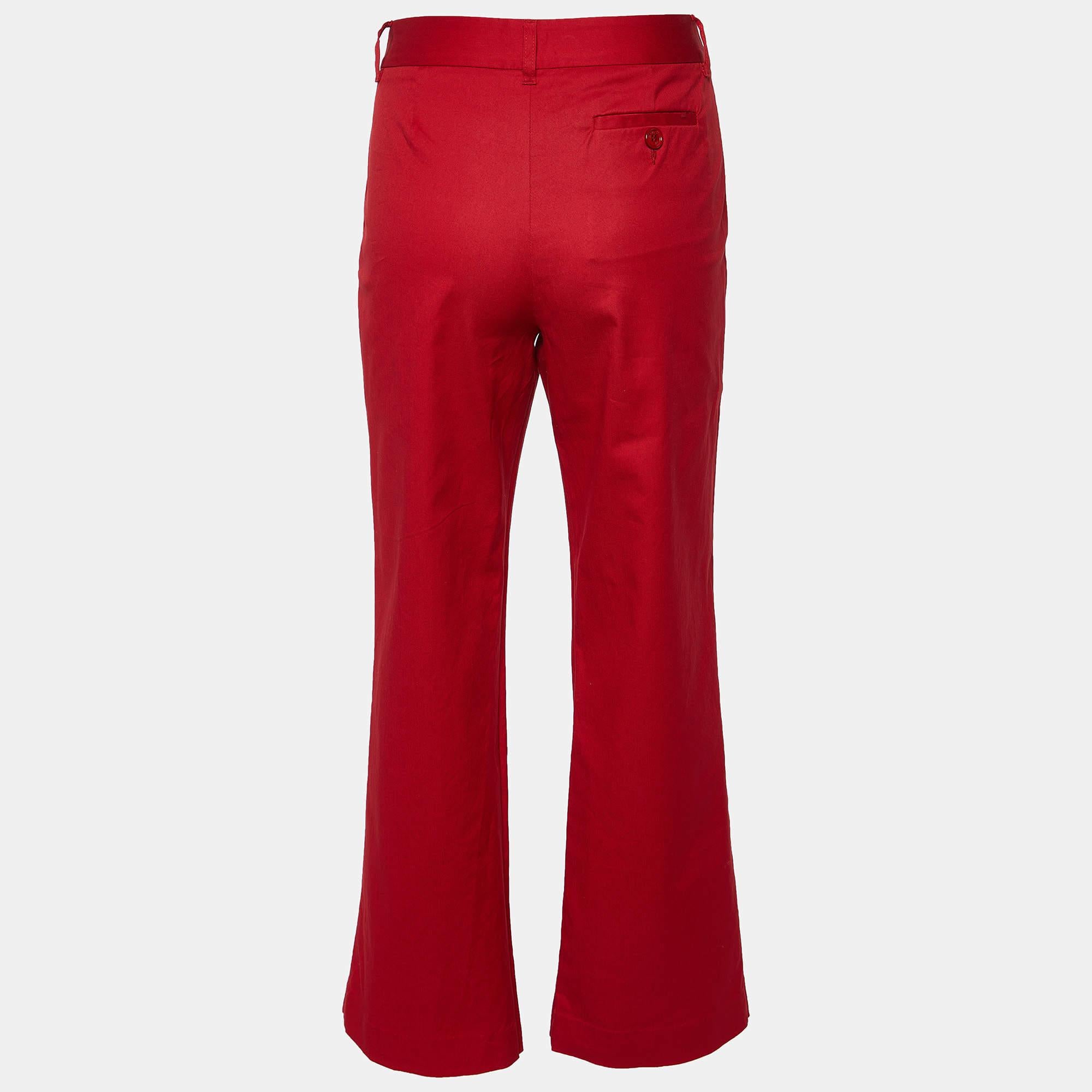 Un pantalon impeccablement taillé est un élément essentiel d'une garde-robe bien organisée. Ces pantalons de créateur sont finement cousus pour vous donner l'allure souhaitée et un confort tout au long de la journée.