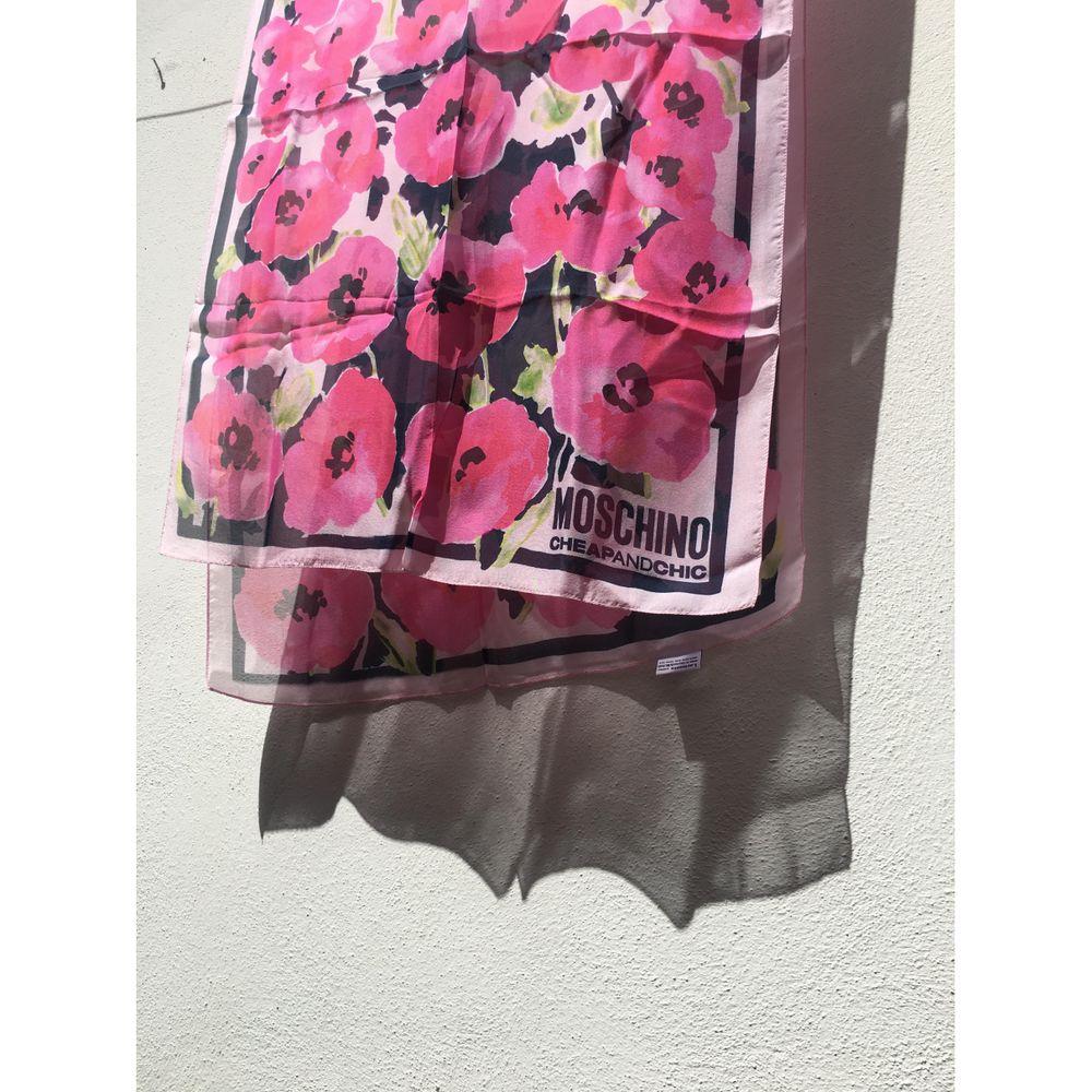 Moschino Cheap And Chic Silk Stole in Pink In Good Condition For Sale In Carnate, IT