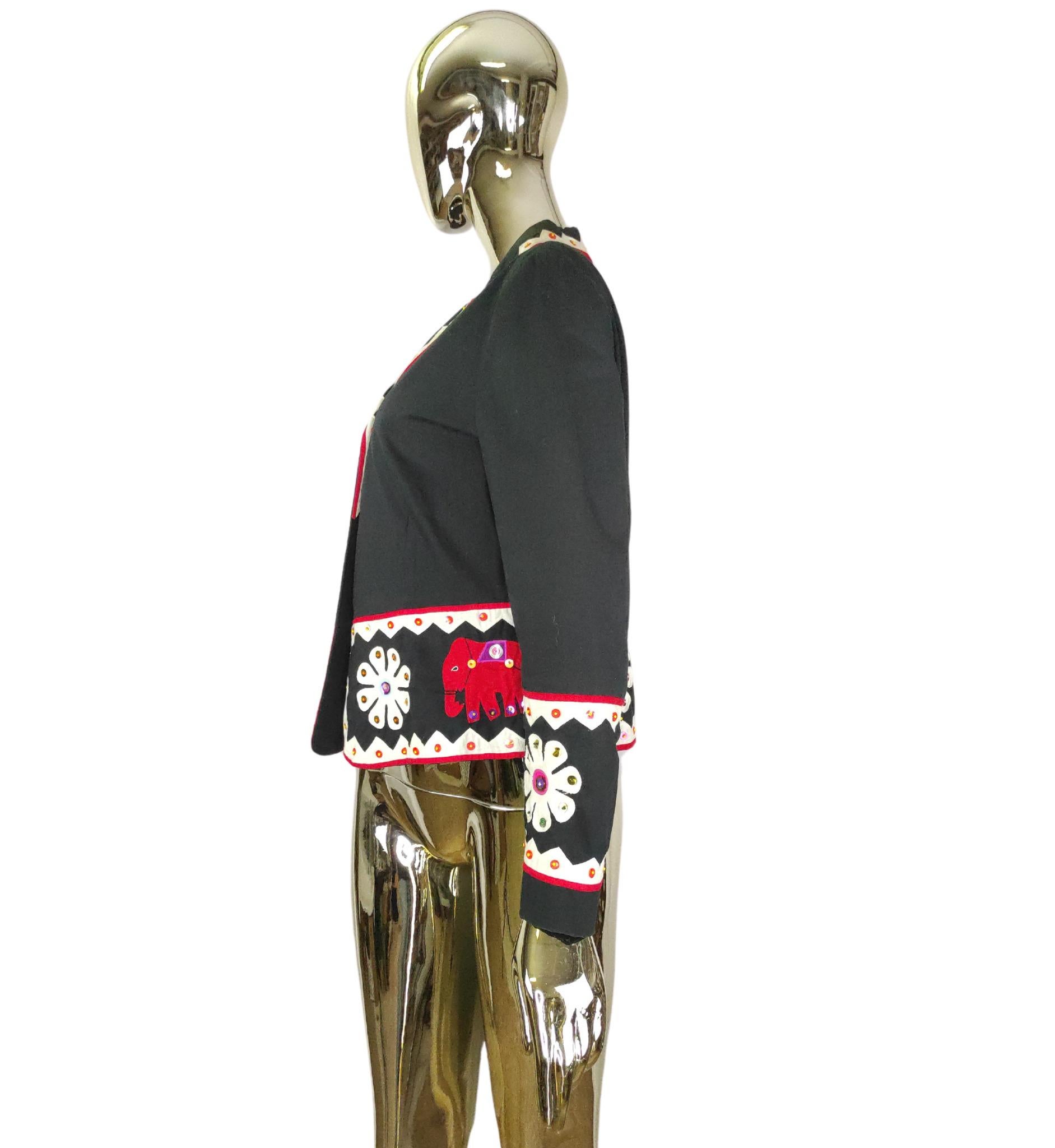 Moschino Cheap and Chic snowflake and elephant decor black blazer In Good Condition For Sale In Milano, IT