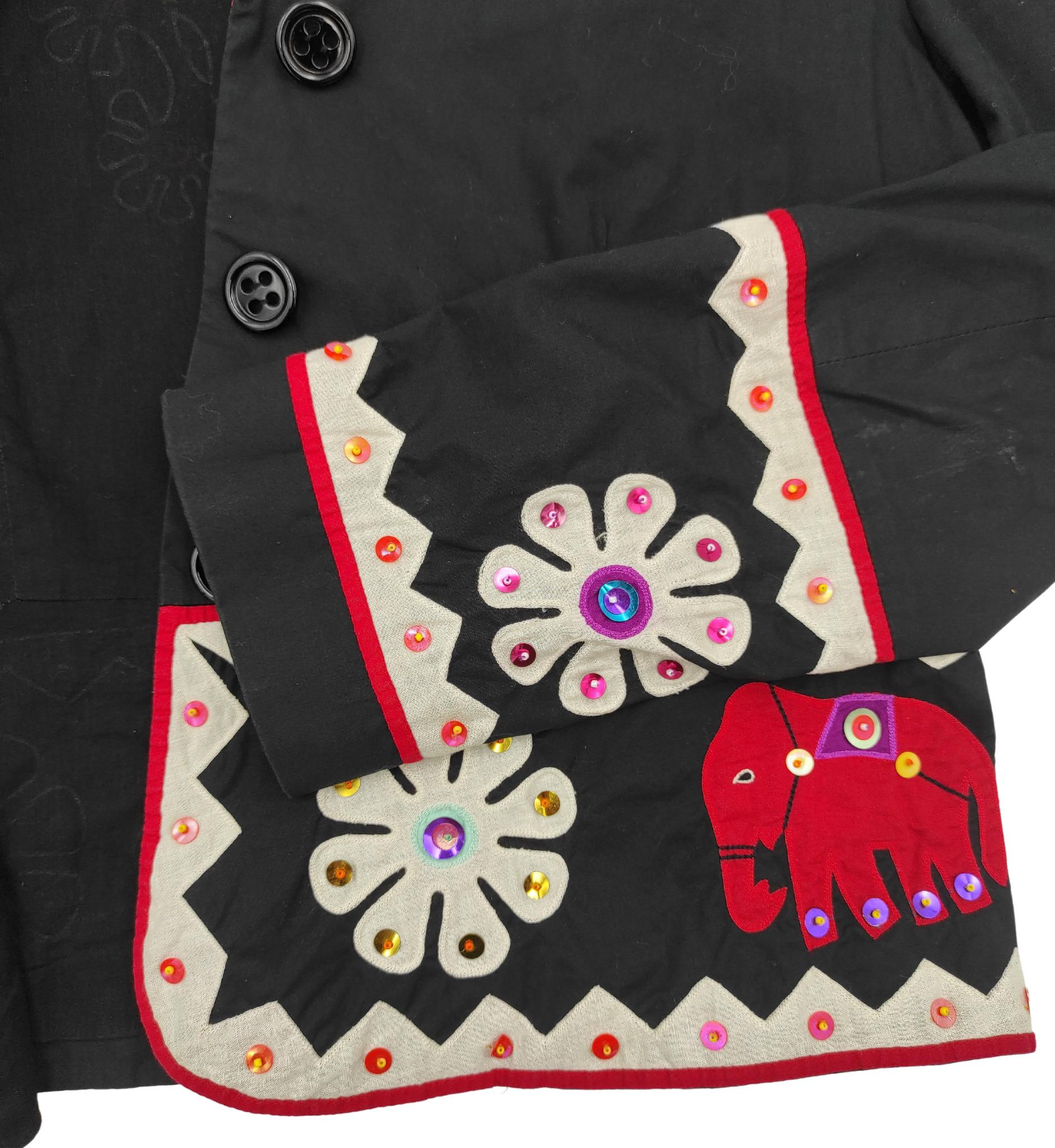 Moschino Cheap and Chic snowflake and elephant decor black blazer For Sale 1