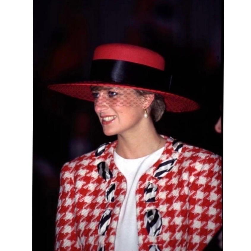 Moschino Cheap and Chic Vintage Houndstooth Jacket as seen on Princess Diana In Good Condition In Concord, NC