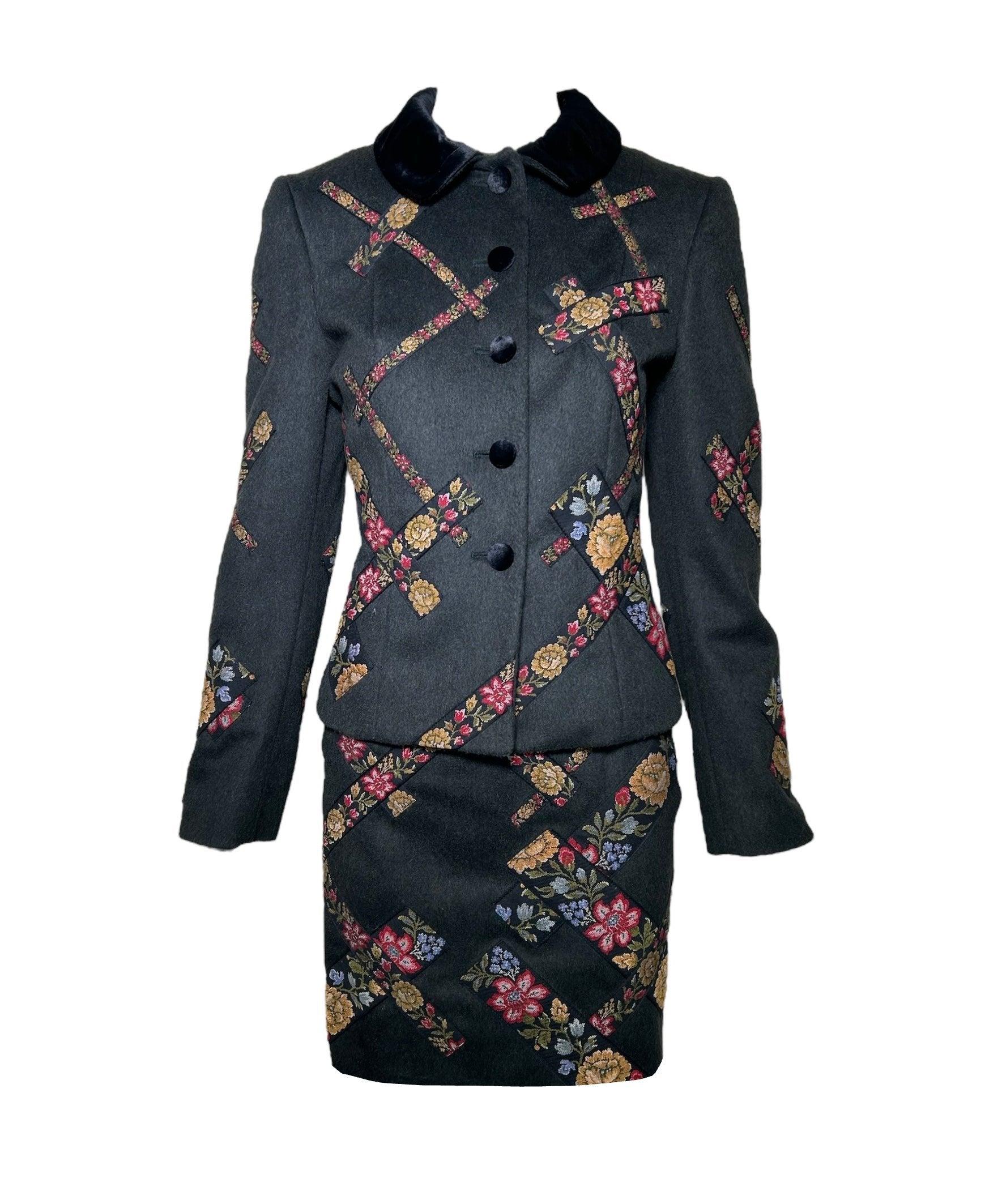 Moschino Cheap and Chic Wool Suit Ensemble Floral Trim New/Old, 1990s For Sale
