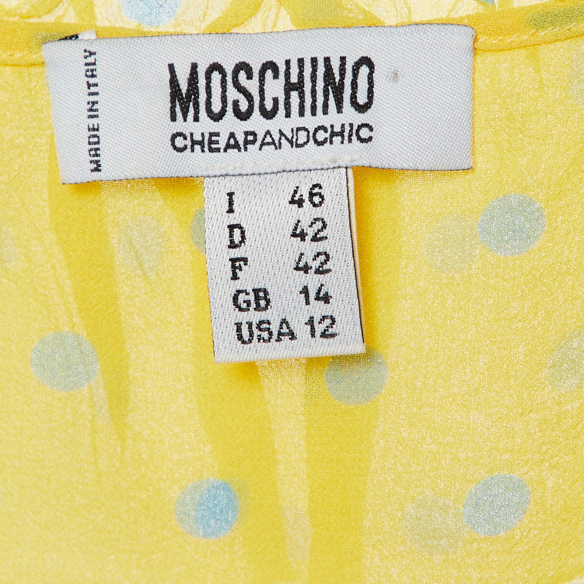 Moschino Cheap and Chic Top giallo a pois in seta stampata con dettaglio volant L In condizioni ottime in vendita a Dubai, Al Qouz 2