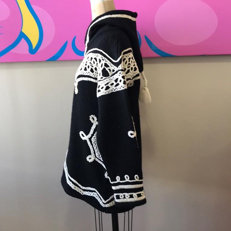 Moschino Cheap Chic Black White Wool Sweater In Good Condition For Sale In Los Angeles, CA