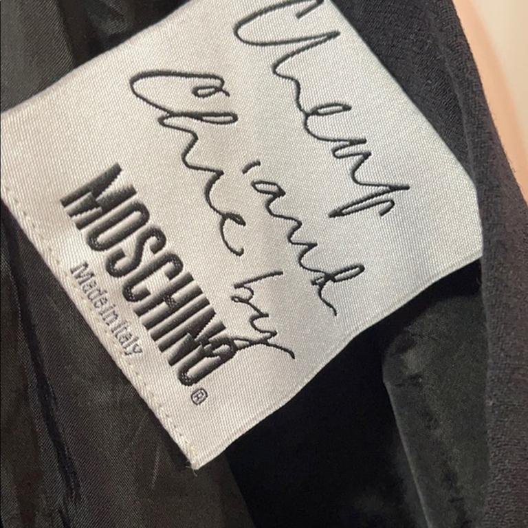 Moschino Cheap & Chic Black Wool Crepe Skirt In Good Condition For Sale In Los Angeles, CA