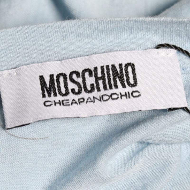 Moschino Cheap and Chic Camiseta con paneles de gasa estampada y algodón azul M en Bueno estado para la venta en Dubai, Al Qouz 2