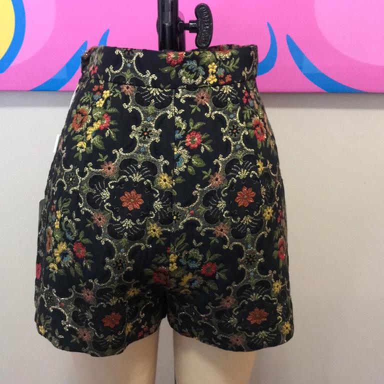 Moschino Cheap Chic Brocade Floral Mini Shorts In New Condition In Los Angeles, CA