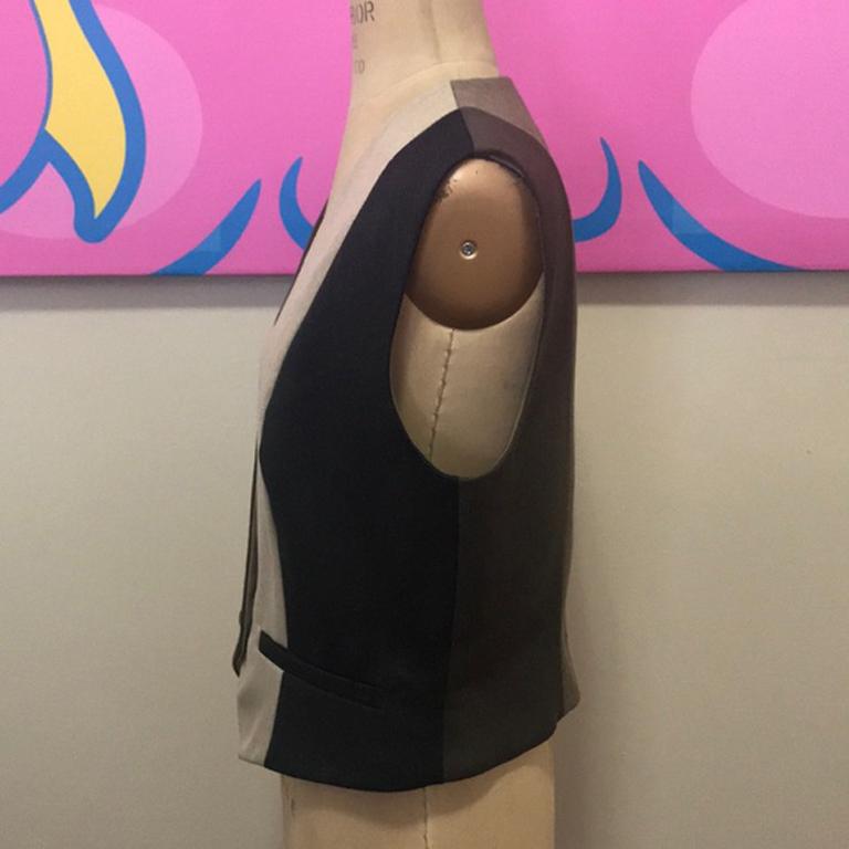 Moschino Cheap and Chic Gilet in lana a righe marrone in vendita 2