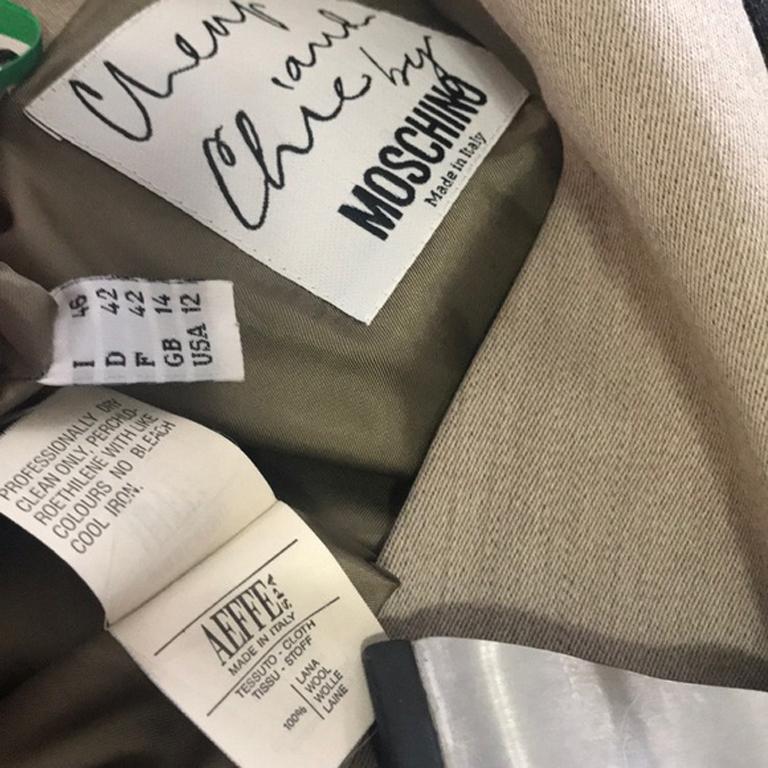 Moschino Cheap and Chic Gilet in lana a righe marrone in vendita 3