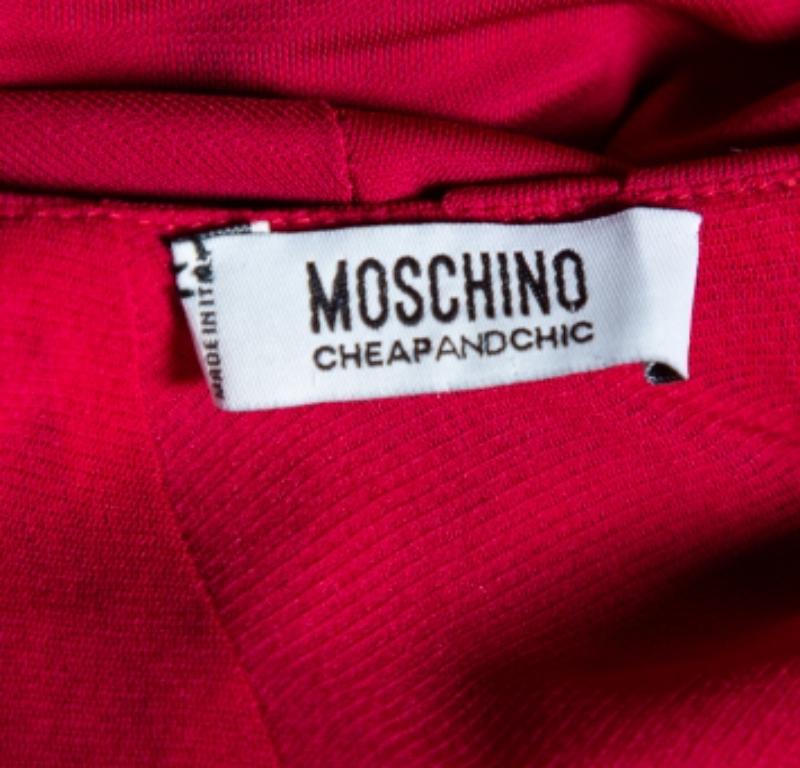 Moschino Cheap and Chic Vestido de punto fucsia plisado con detalle de yema S en venta 3