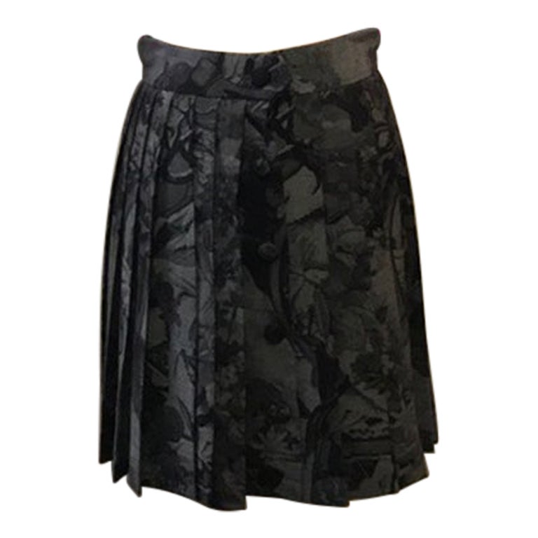 Moschino Cheap Chic Gray Pleated Skirt Wool For Sale