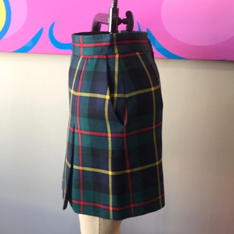 Women's Moschino Cheap Chic Green Wool Plaid Skirt For Sale