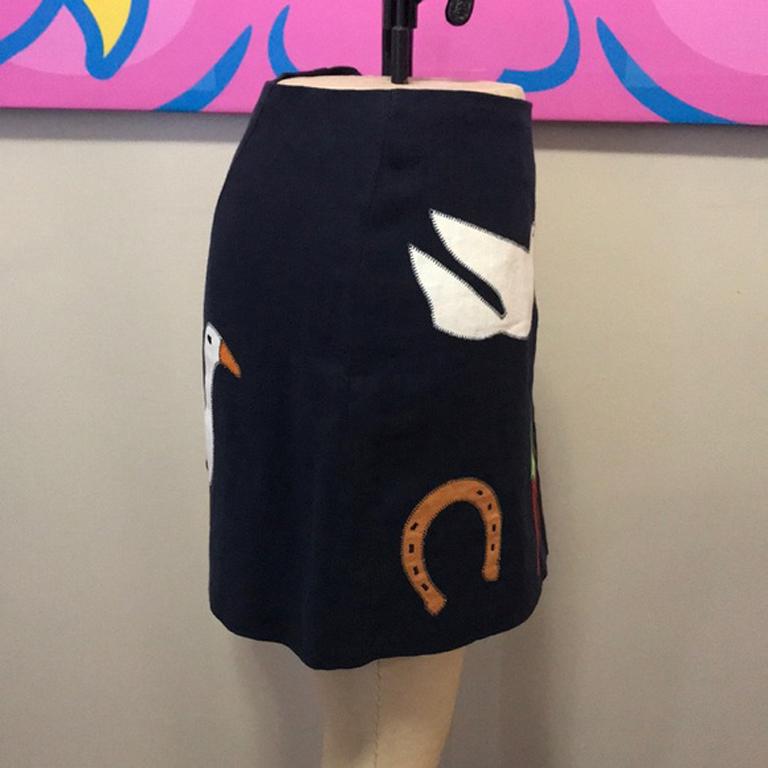 Moschino Cheap Chic Navy Linen Skirt Dove Heart In Good Condition For Sale In Los Angeles, CA
