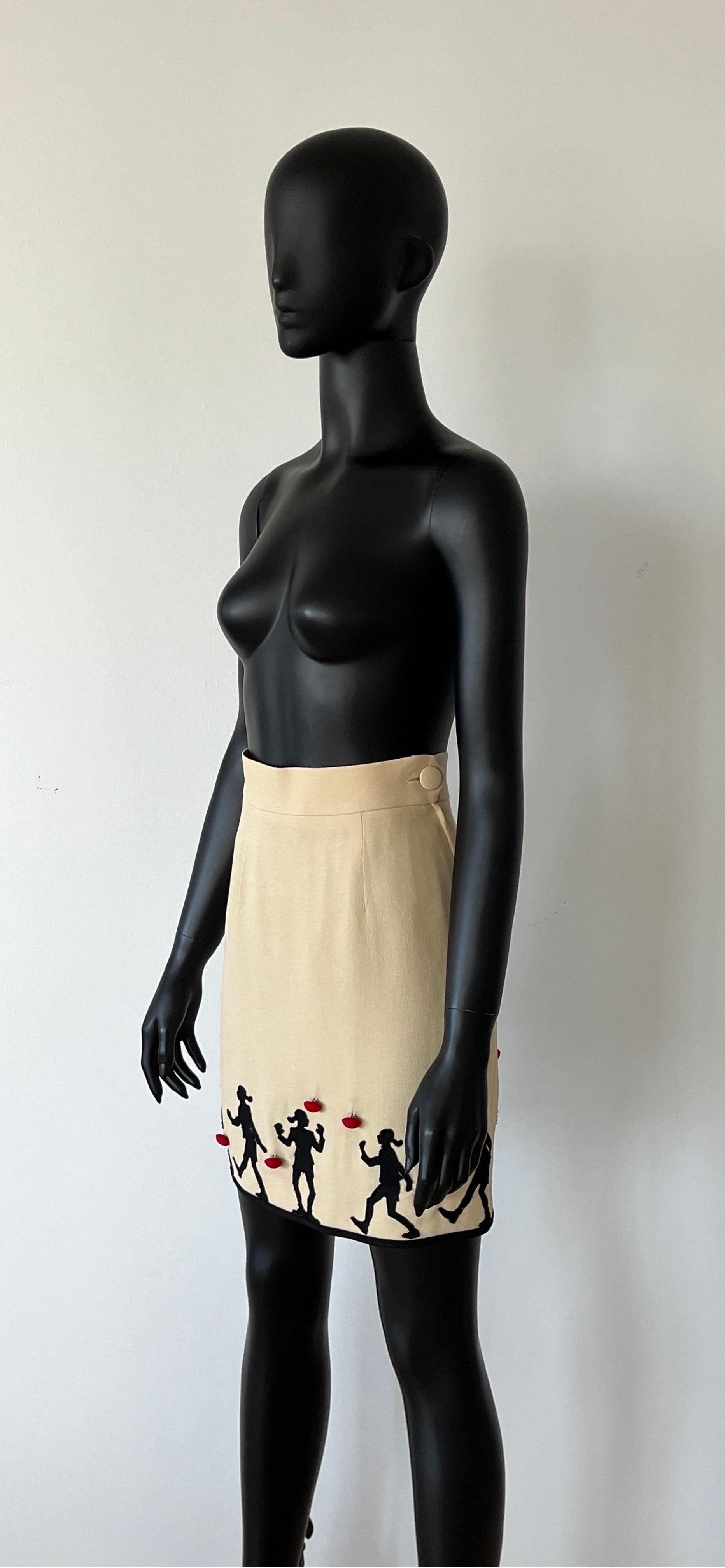 Moschino Cheap & Chic Olive Oil Pencil Skirt- Vintage Icon For Sale 1