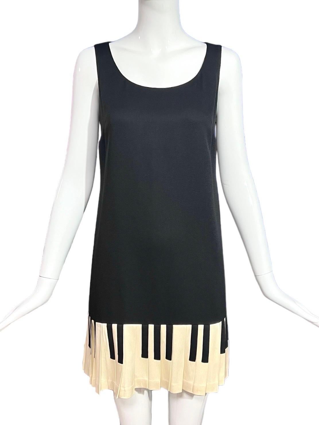 Moschino Cheap and Chic Piano Dress wie gesehen in The Nanny (Schwarz)