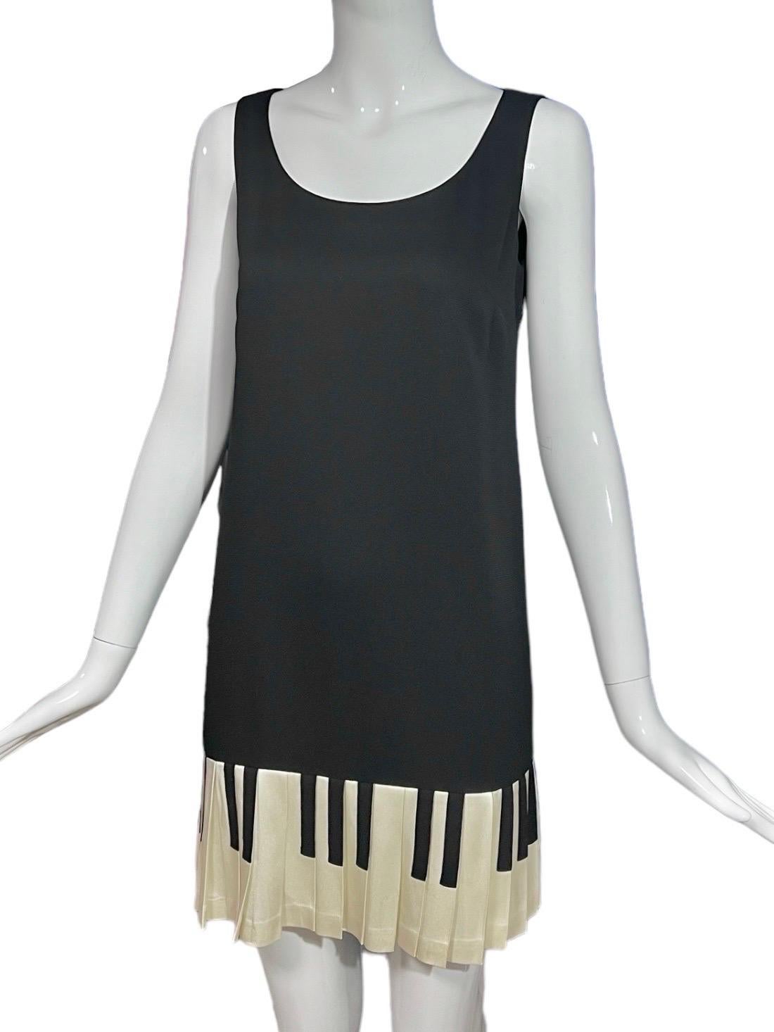 Moschino Cheap and Chic Piano Dress wie gesehen in The Nanny Damen