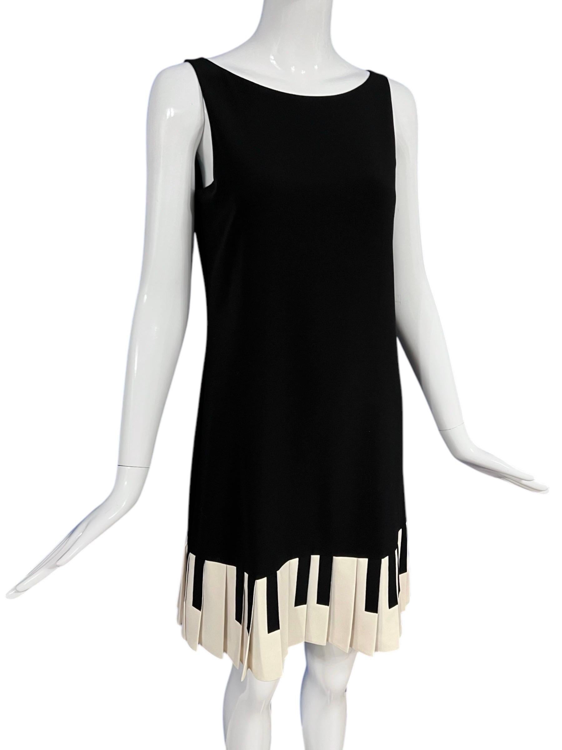 De las mujeres Vestido Piano Moschino Cheap and Chic visto en The Nanny