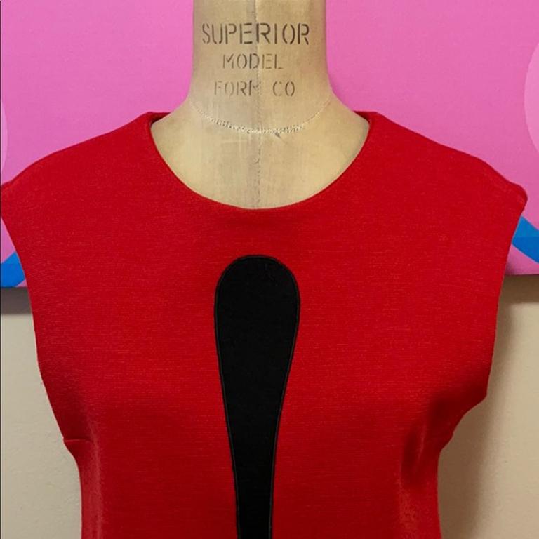 Moschino cheap chic red wool exclamation mark top

This vintage Moschino Cheap & Chic top is ultra iconic for the brand. Made of wool knit. Covered back buttons. Super cute embroidered front. Pair with black pencil skirt or pencil pants and ankle