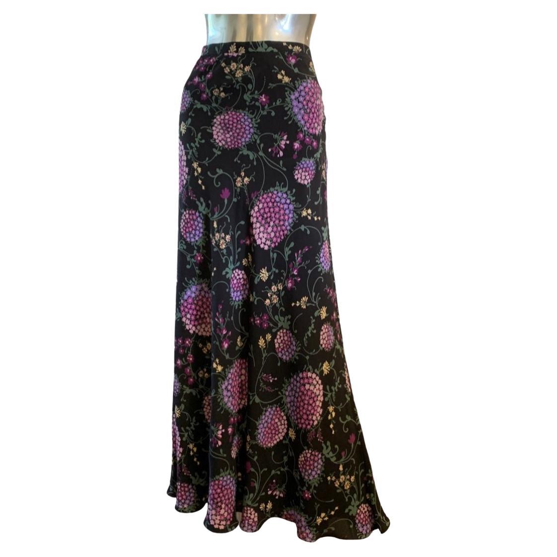 Moschino Cheap & Chic Silk Hydrangea Floral Maxi Skirt, Italy Size 8 For Sale