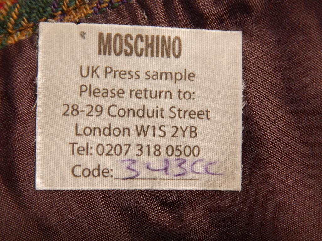 Moschino Cheap and Chic - Vestito con giacca e gonna a quadri vintage in vendita 11