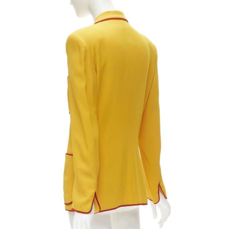 MOSCHINO CHEAP CHIC Vintage Blazerjacke mit 4 Schubladen und gelb-roter Verzierung IT44 L im Angebot 2