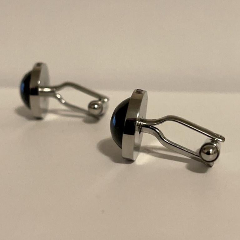 Moschino Chrome Plastic Cuff Links ?! In Good Condition For Sale In Los Angeles, CA