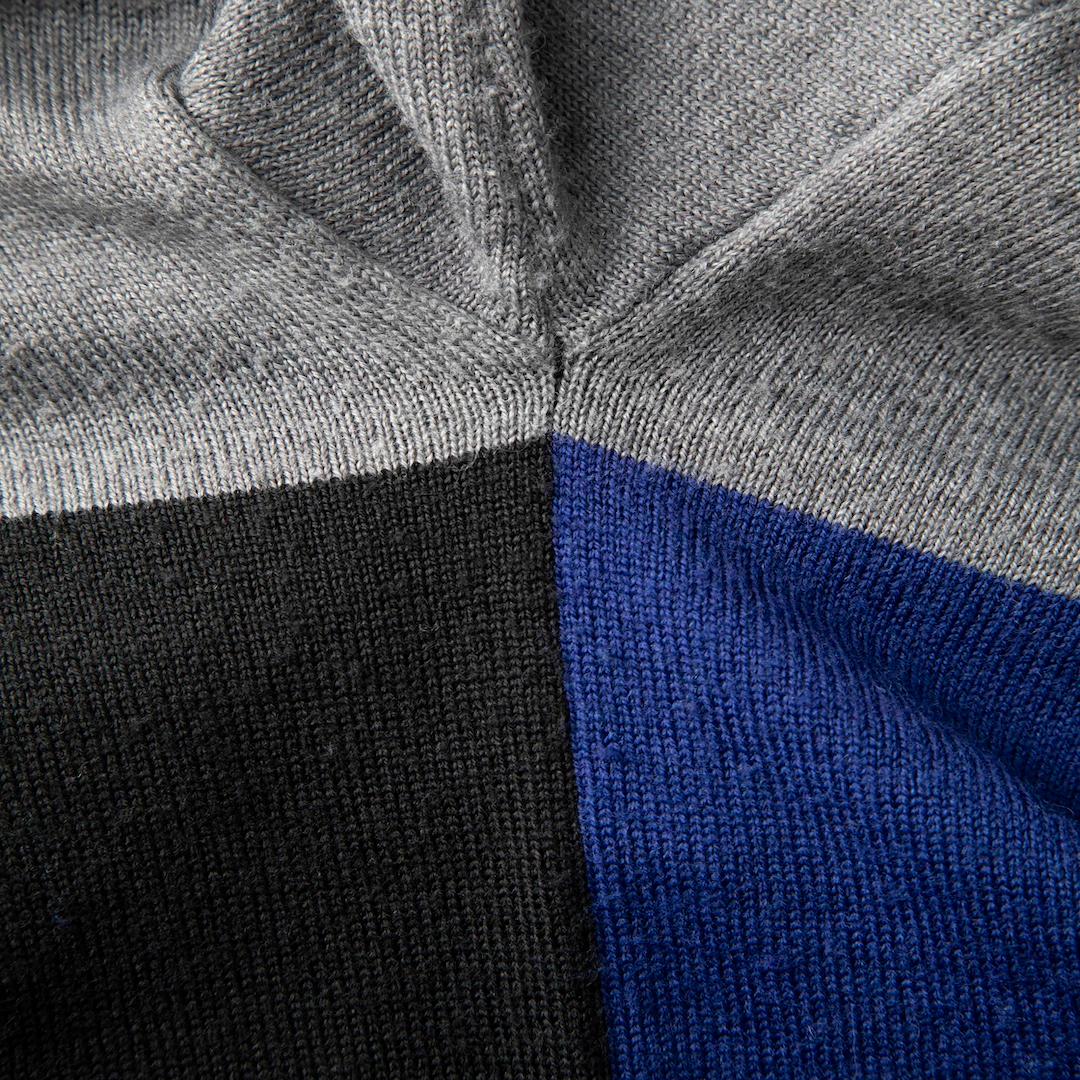Noir Moschino Colour Block Wool Long Sleeve Knit Dress Size L en vente