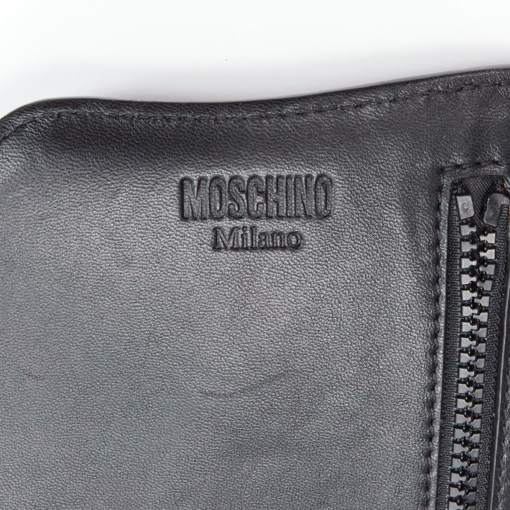 MOSCHINO COUTURE  2020 Runway Picasso Hand Painting white leather XL clutch bag In Good Condition For Sale In Hong Kong, NT