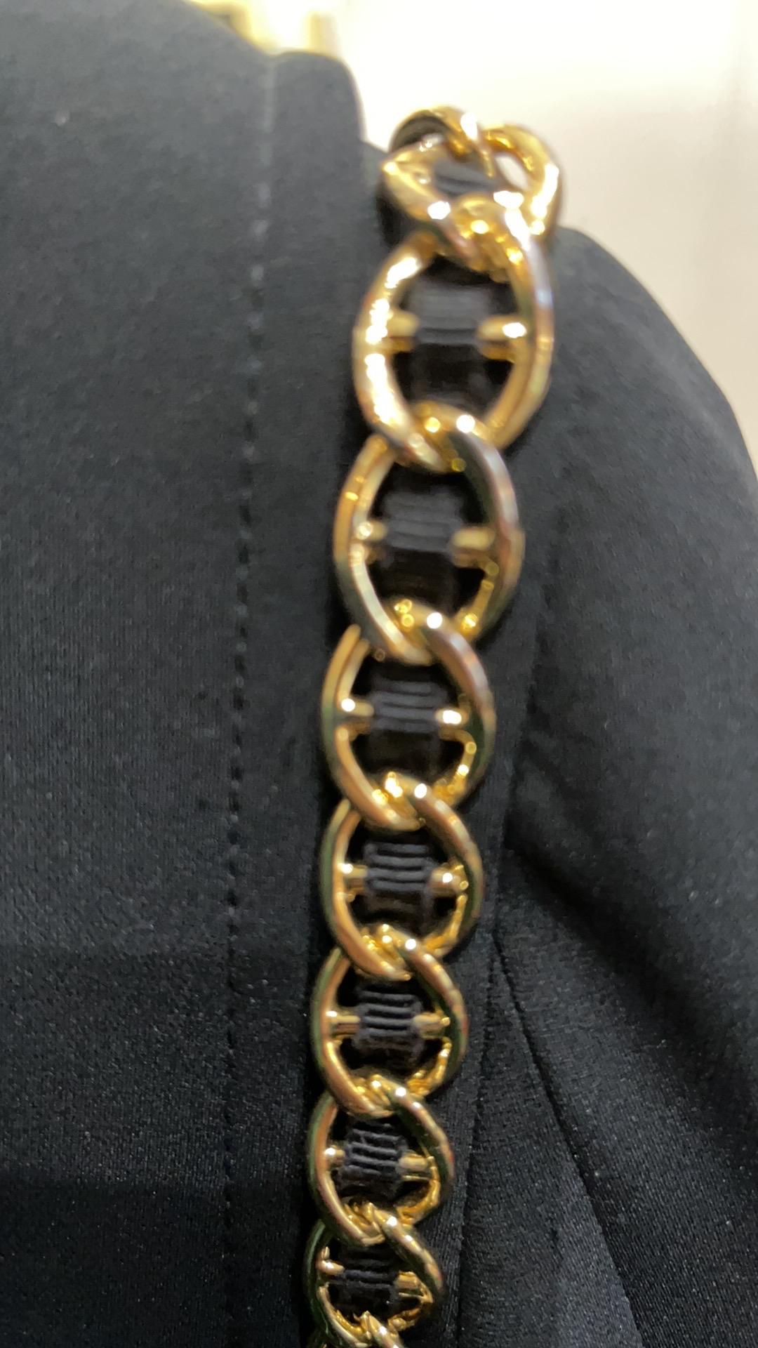 Moschino Couture - Giacca con catena in oro nero in vendita 6