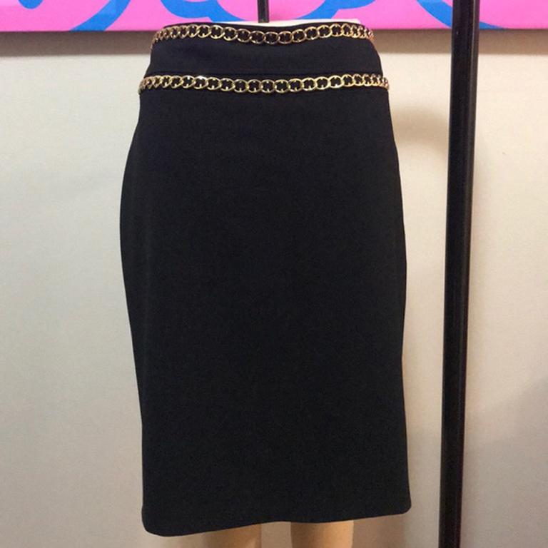 Moschino Couture Black Gold Chain Charm Skirt In Good Condition For Sale In Los Angeles, CA
