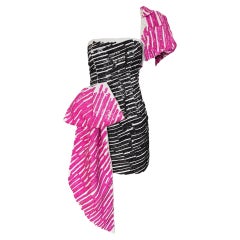 Vestido Sharpie Moschino Couture by Jeremy Scott S/S, 2019