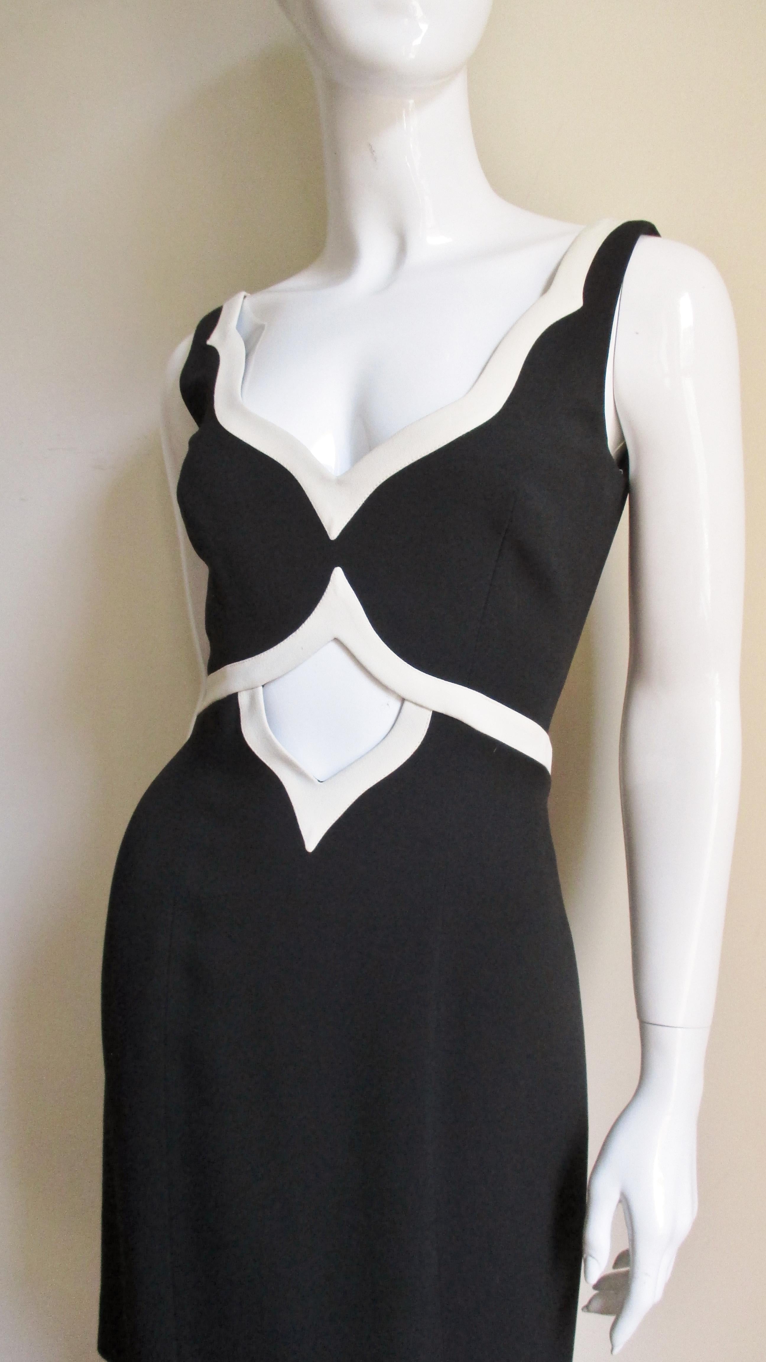 Nero Moschino Couture Vestito a blocchi di colore in vendita