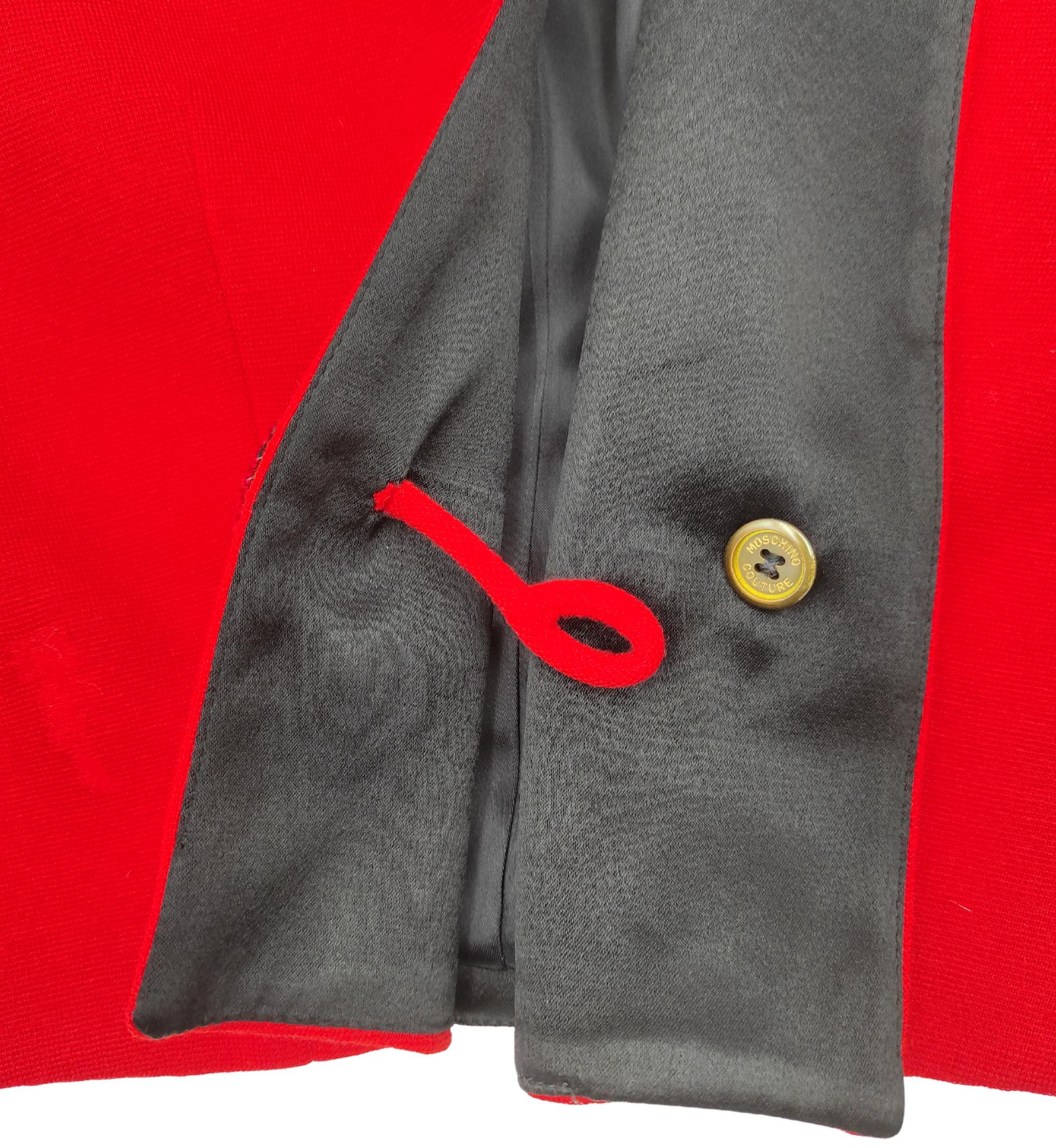 Moschino Couture F/W 1991 blazer à coeurs rouges en vente 2