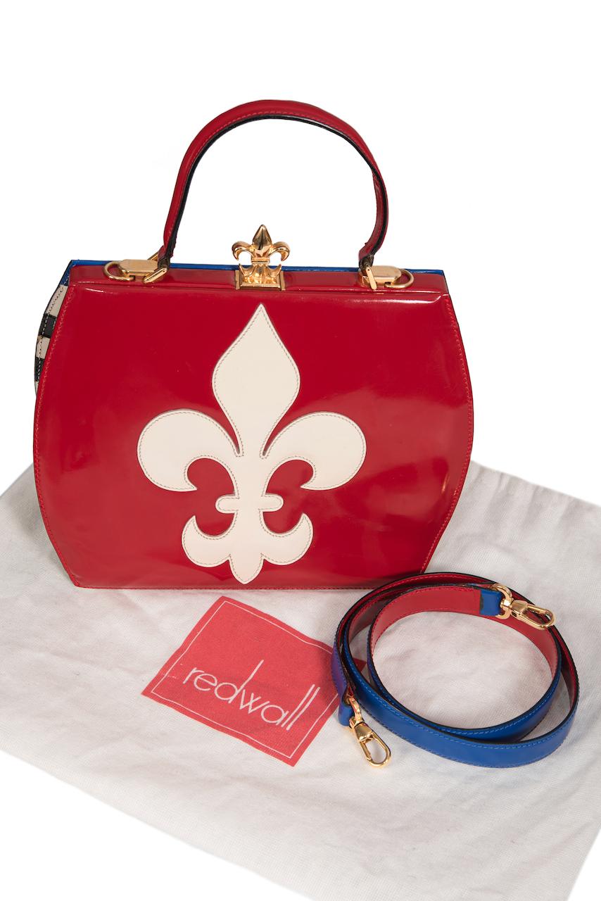 MOSCHINO COUTURE S/S 1993 Fleur-de-Lis Appliquéd Blue & Red Top Handle Bag For Sale 12