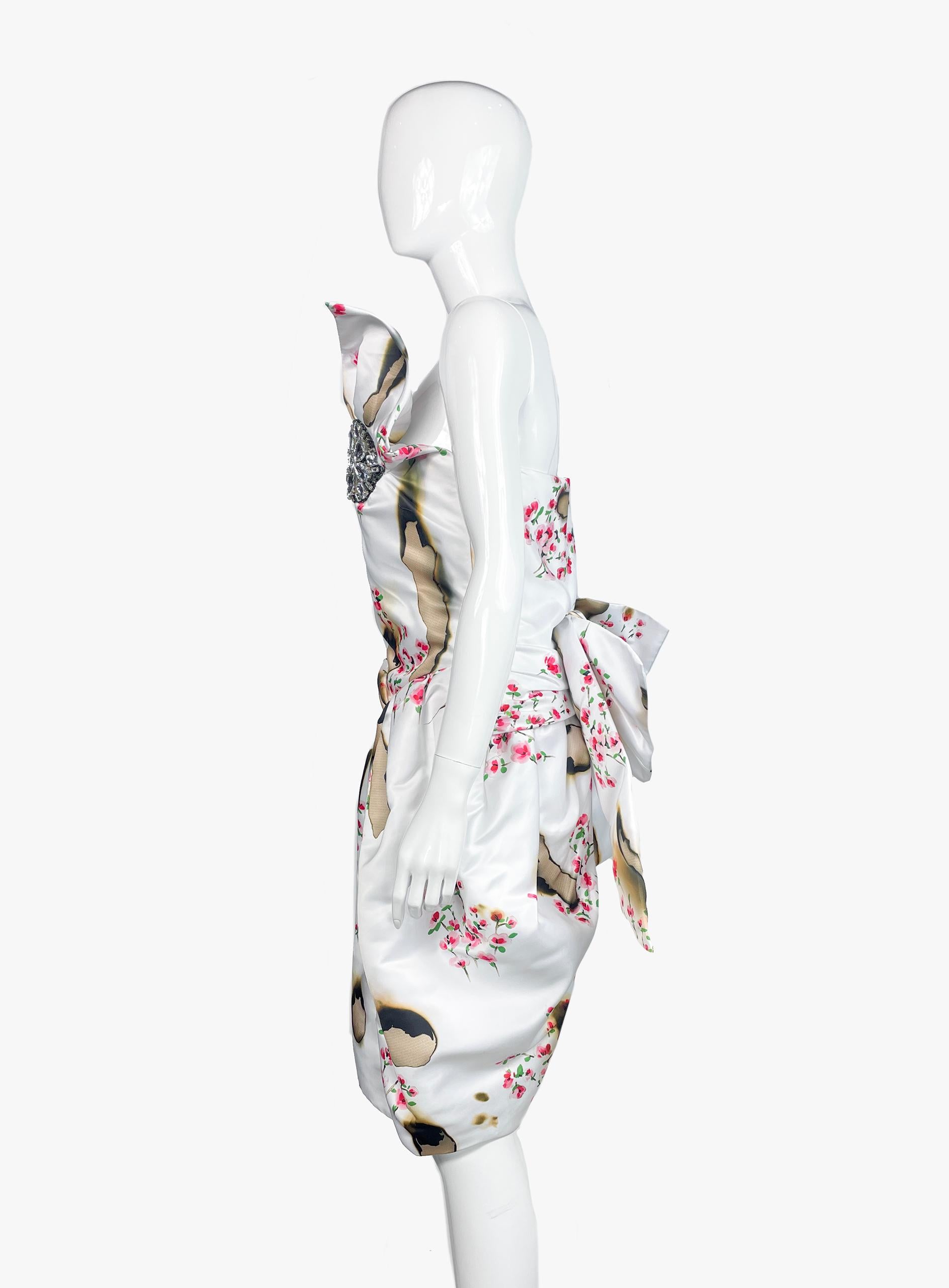 Women's Moschino Couture Floral Print Dress, 2000s For Sale