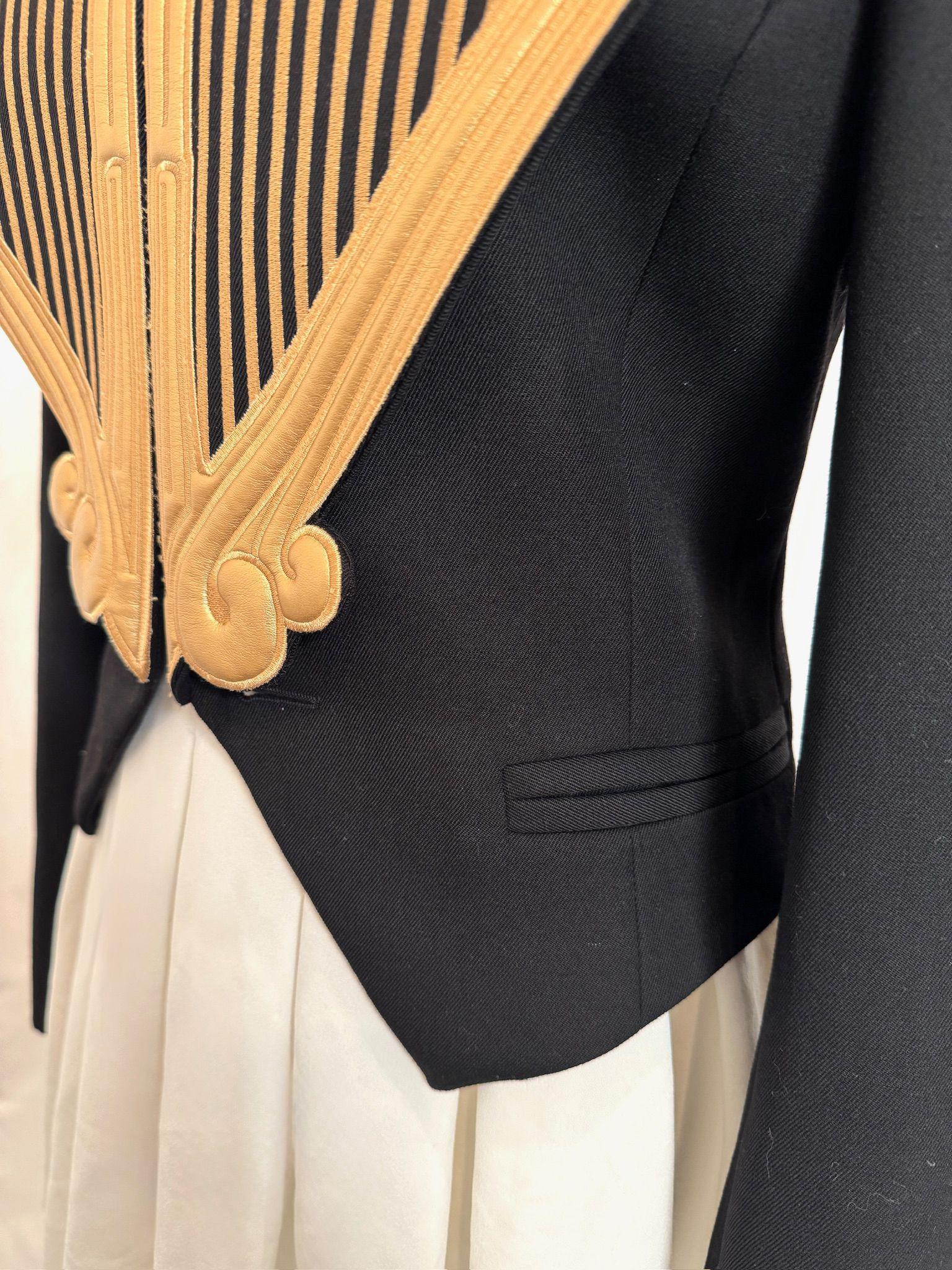 Donna Moschino Couture Giacca Blazer Dettaglio Arpa Oro Nero Pista Barocco in vendita