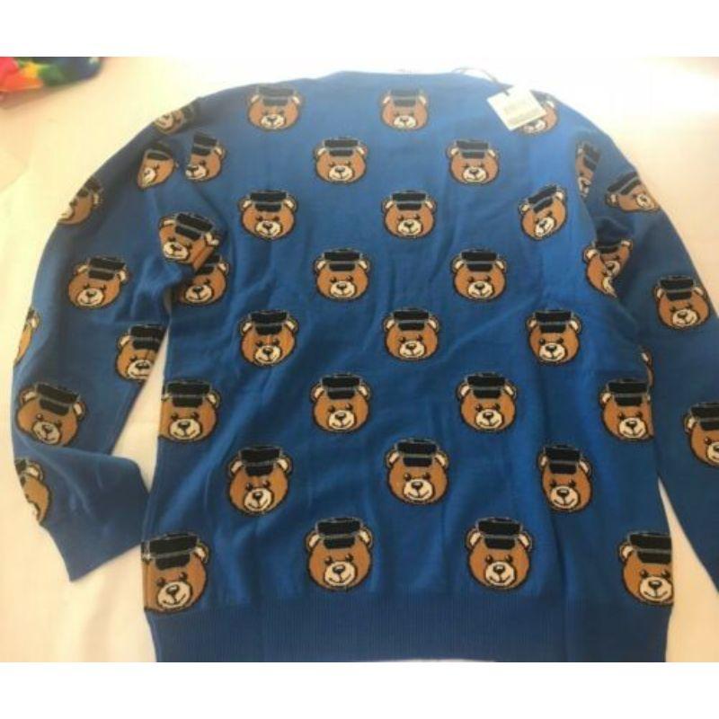 Moschino Couture Jeremy Scott Polizistenpullover aus blauer Wolle mit Teddybären (Blau) im Angebot