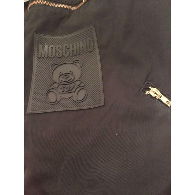 Moschino Couture - Jogger multi fermeture éclair avec écussons en caoutchouc ours « Teddy Bear » 48 IT en vente 5