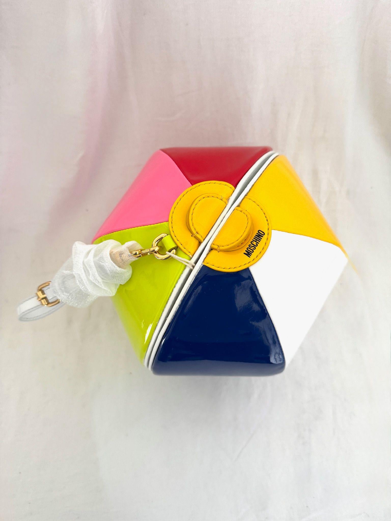MOSCHINO Couture Jeremy Scott pochette avec sphères multicolores et boules de plage Pour femmes en vente