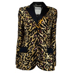 Moschino Couture Jeremy Scott Resort 2019 Look 58 Smoking tiger leopard jacket