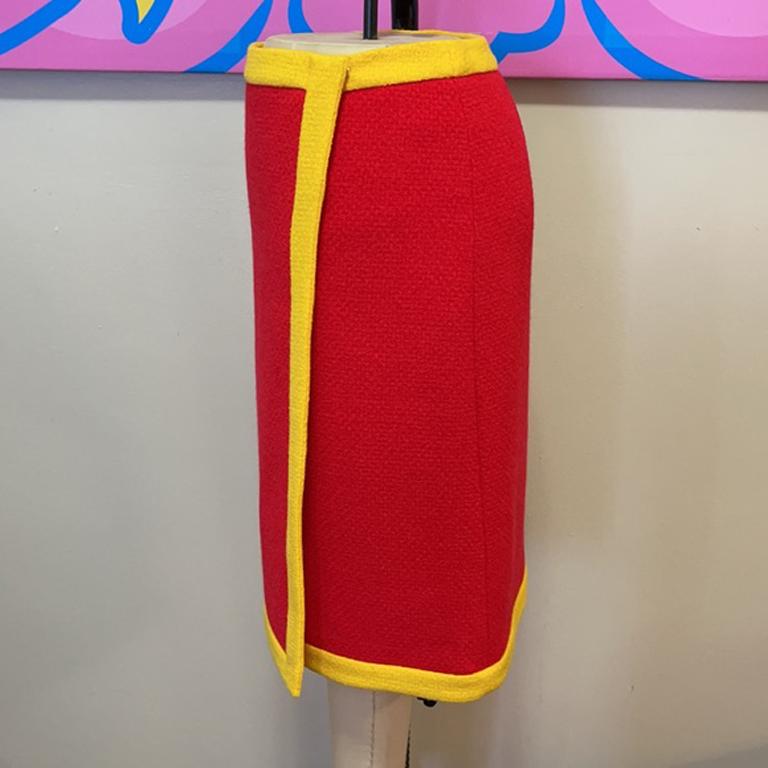 Jupe portefeuille Moschino Couture McDonalds NWT Neuf - En vente à Los Angeles, CA