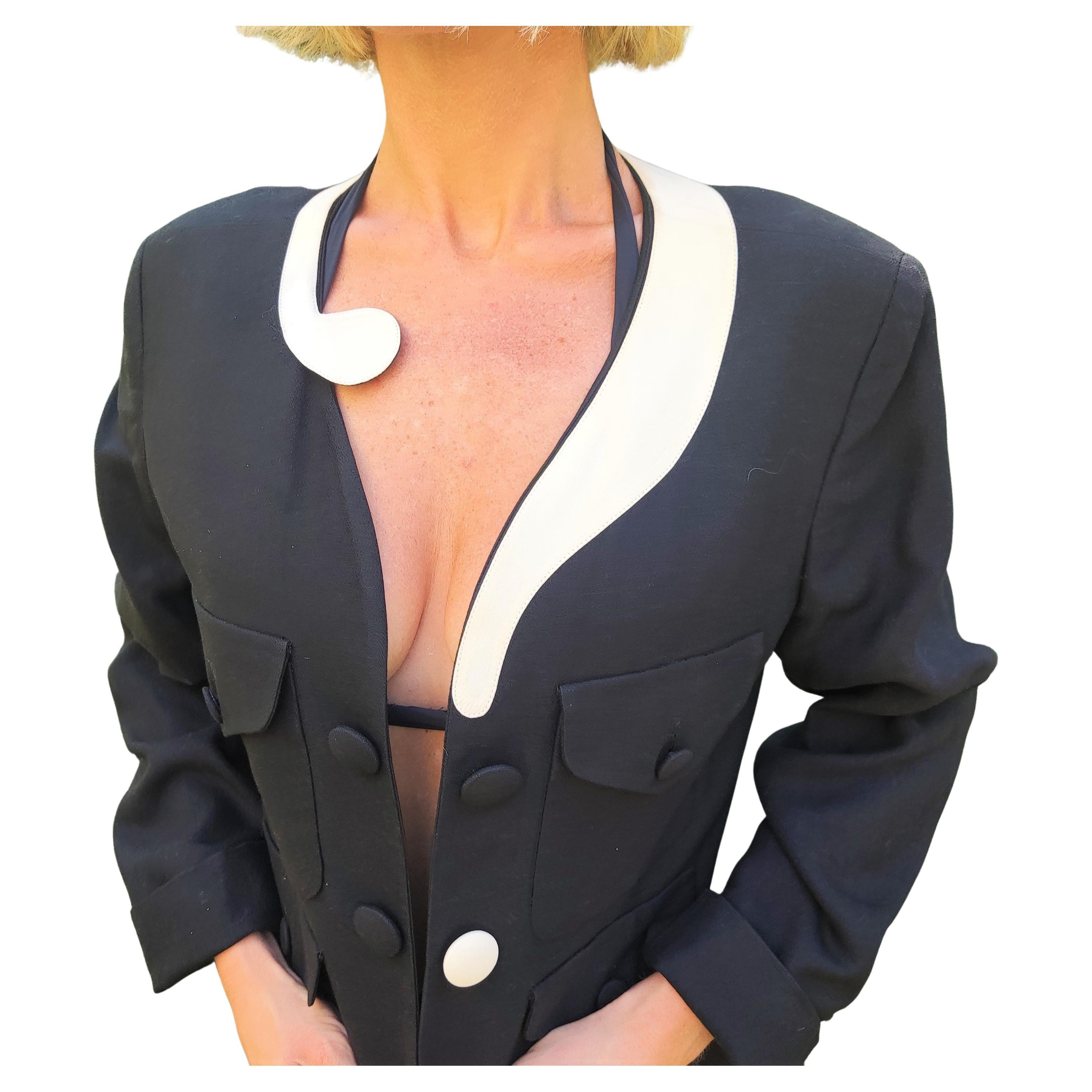 Moschino Couture Question Mark Cheap and Chic Formal Vintage Blazer Crop Jacket