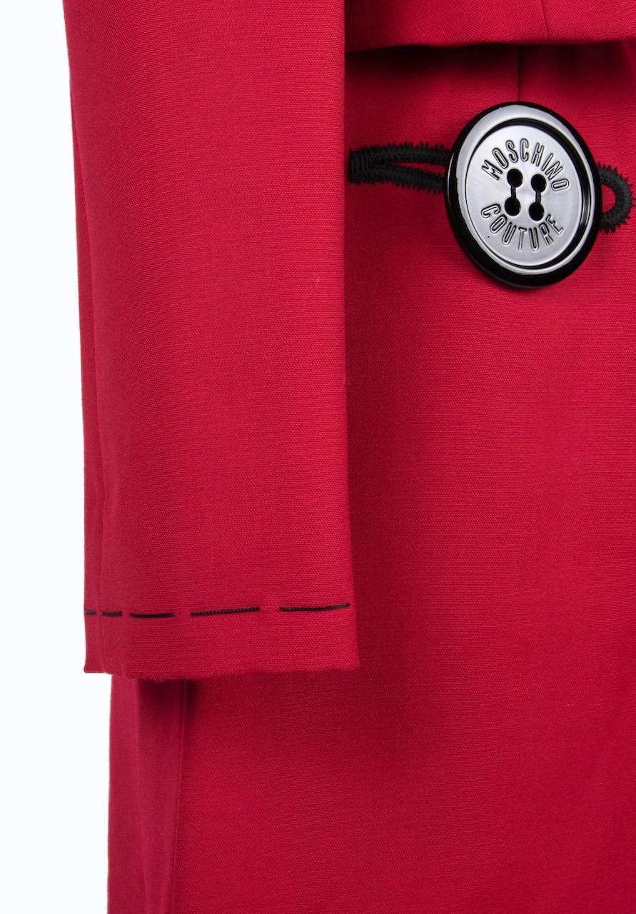 MOSCHINO COUTURE Anzug mit riesigen Knöpfen aus roter Wolle mit Nadelspitze, ca. 1989 im Angebot 5