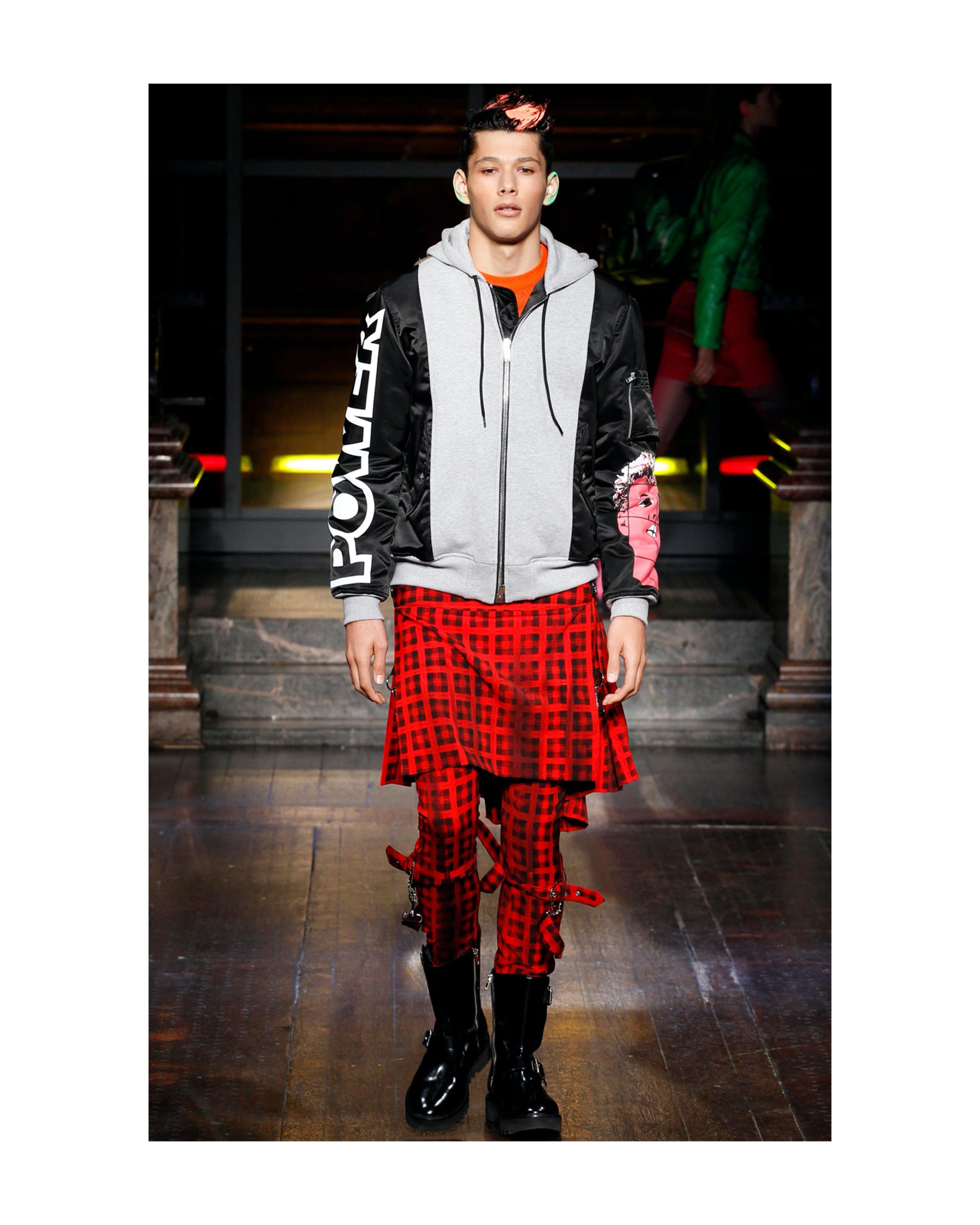 Moschino Couture RUNWAY Pre Fall 2016 Red Black Plaid Silk Zipper